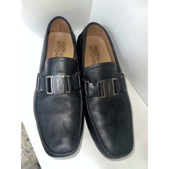 Salvatore Ferragamo Black Pebble Leather Loafers with Metal Gancini Buckle - Picture 1 of 5
